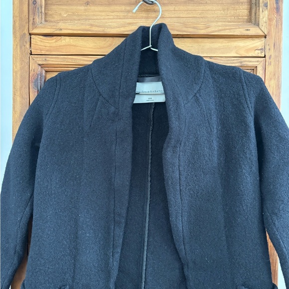 Babaton Elegant Black Outerwear - Picture 3 of 5